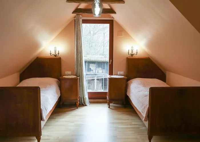 Country House With A Pool In Medvednica Nature Park