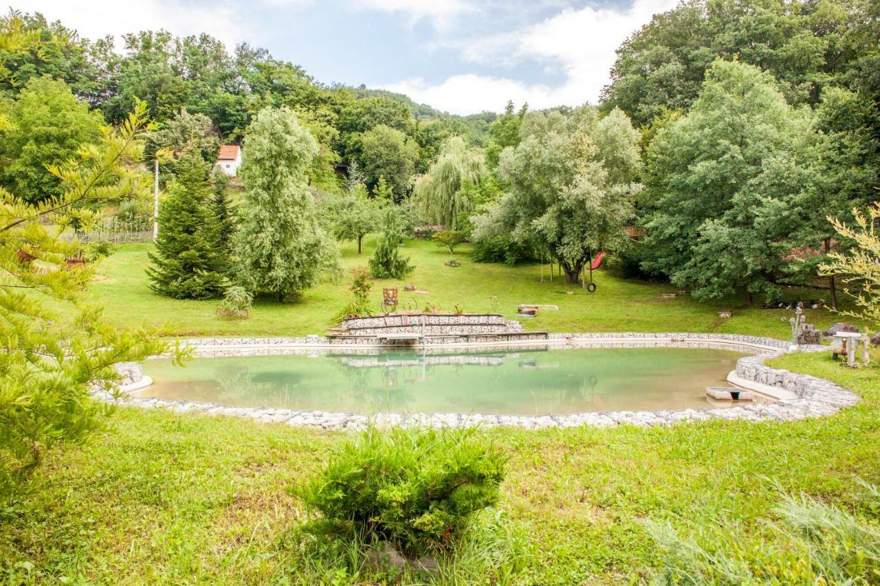 With A Pool In Medvednica Nature Park Country house Zagreb