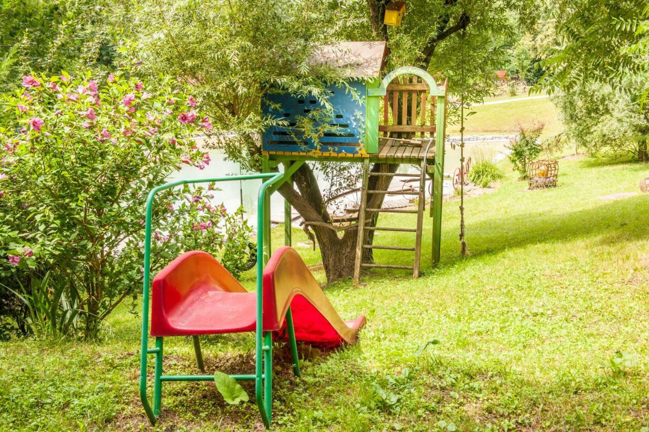 Country house With A Pool In Medvednica Nature Park